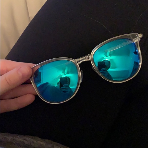 Michael Kors Blue Reflective Sunglasses - Picture 1 of 3